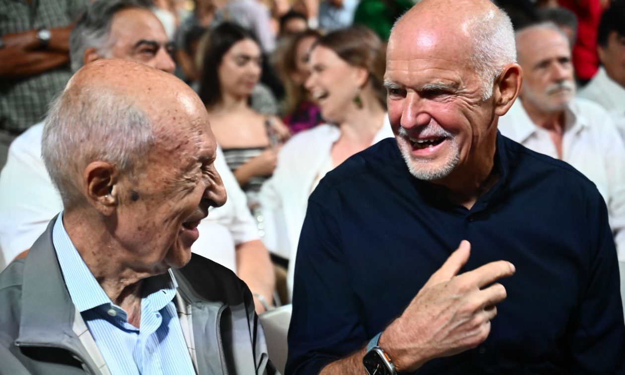 Γιώργος Παπανδρέου: Αυτός είναι ο λόγος που δεν παρέστη στην κηδεία του Κώστα Σημίτη