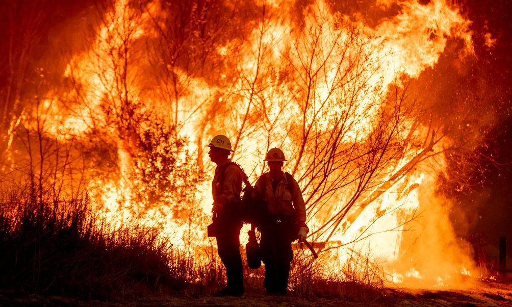 «Κόλαση επί Γης» το Λος Άντζελες: 10 oι νεκροί από τις πυρκαγιές – 10.000 σπίτια έγιναν στάχτη