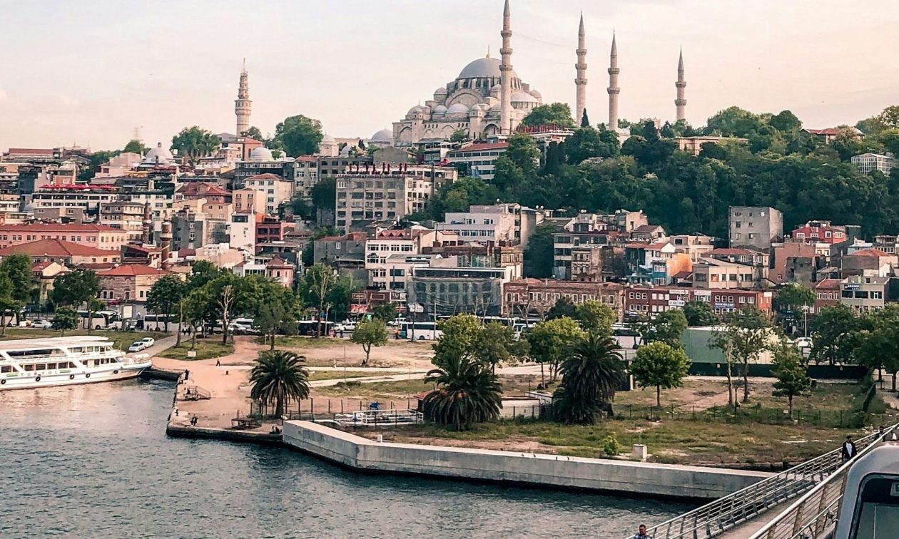 Ισχυρός σεισμός στην Κωνσταντινούπολη – Ξύπνησαν εφιάλτες