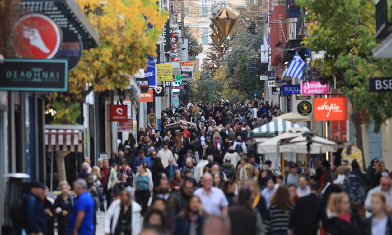 Βήµα-βήµα η επιδότηση για ανέργους: Κατάρτιση µε 400 ευρώ και µηνιαίο µισθό 1.118 ευρώ