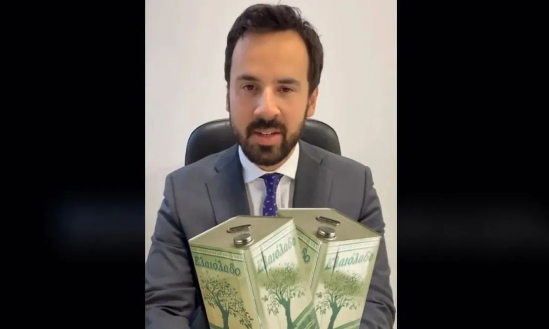 Ρωμανός: «Το πρόβλημα δεν είναι οι τενεκέδες με το λάδι, αλλά η τενεκεδένια αντιπολίτευση»