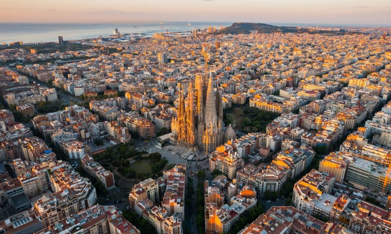 Η Ισπανία προτείνει φόρο 100% στα σπίτια που αγοράζονται από κατοίκους τρίτων χωρών