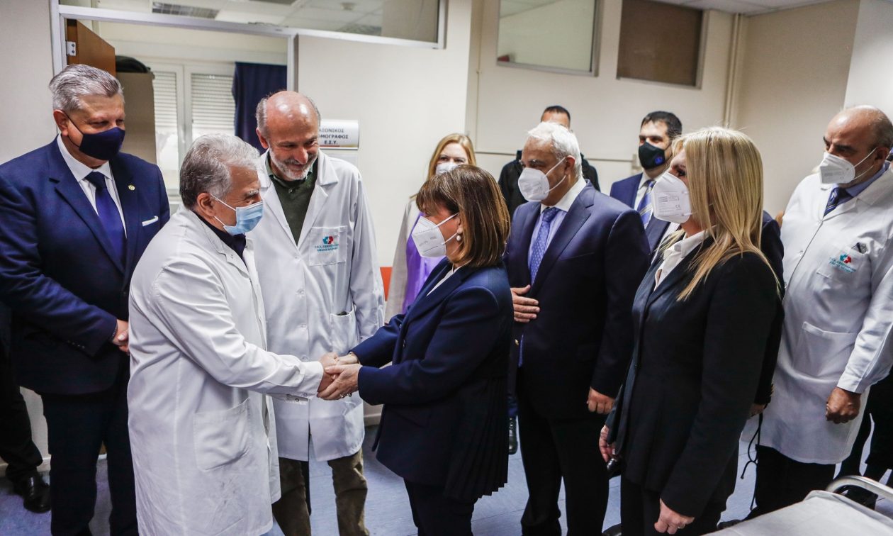 Επίσκεψη της Προέδρου της Δημοκρατίας στο Σισμανόγλειο νοσοκομείο