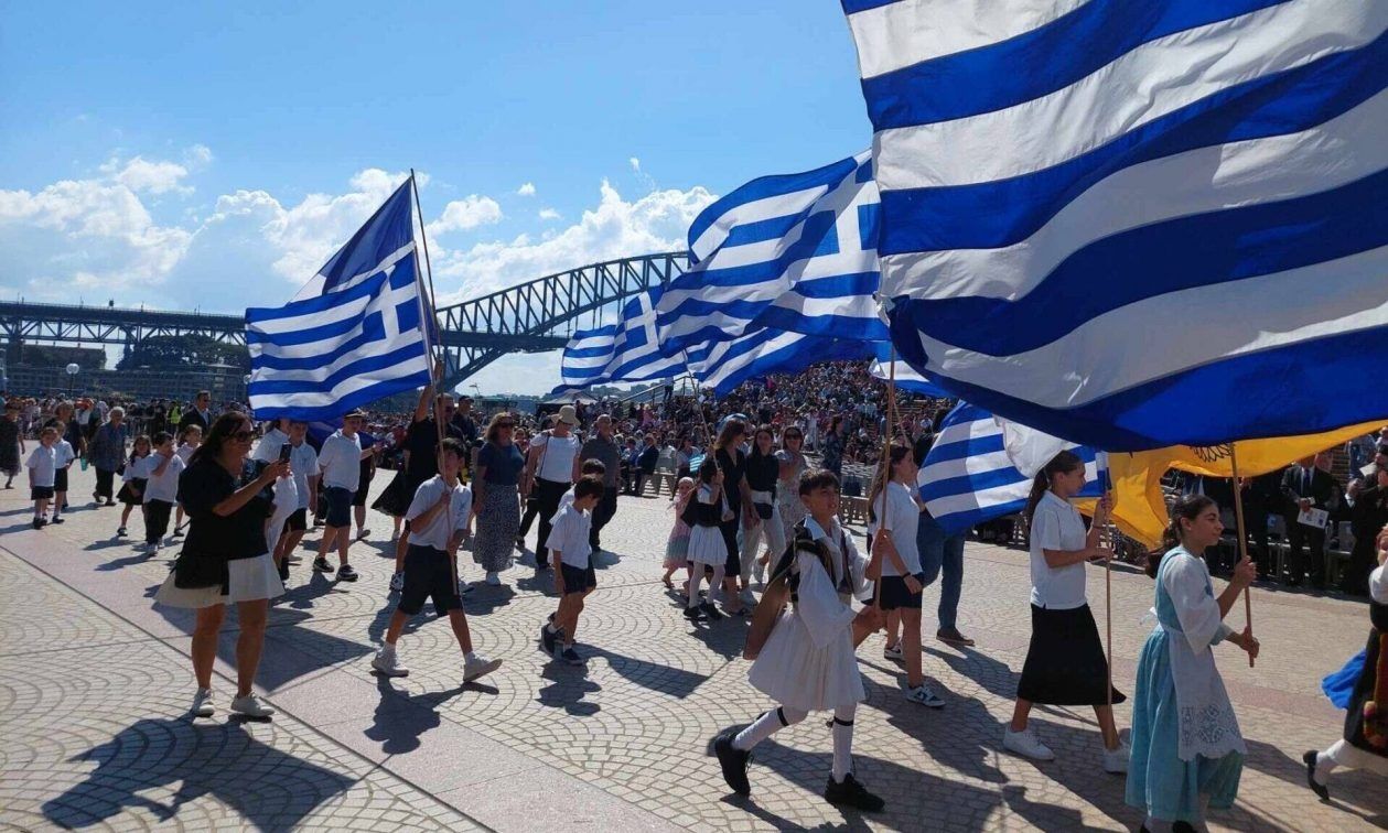 Πρωτόκολλο συνεργασίας ΥΠΕΞ-ΕΚΠΑ για την εκμάθηση της ελληνικής γλώσσας στην Ομογένεια