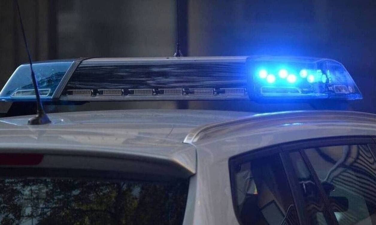 Κατερίνη: Μεθυσμένος οδηγός καρφώθηκε σε βιτρίνα καταστήματος