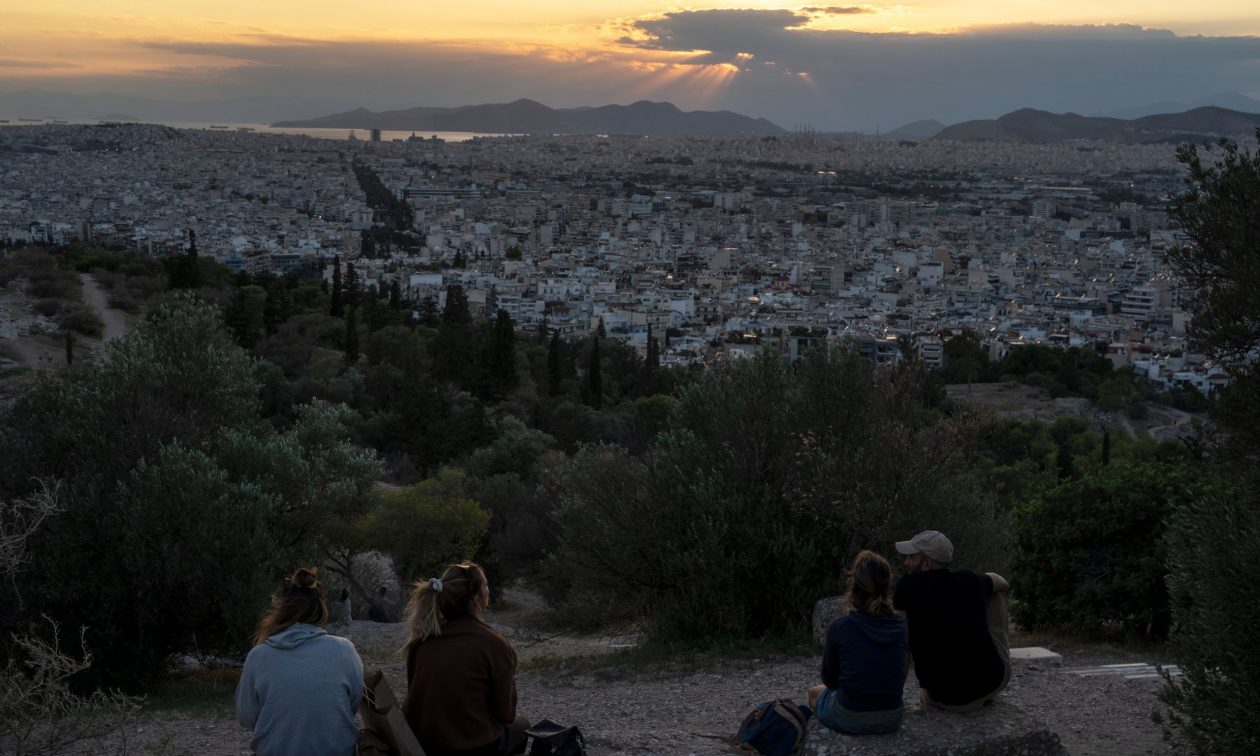 «Πόλεμος» στον υπερτουρισμό – Η στεγαστική κρίση φέρνει μέτρα σε Ελλάδα, Ισπανία, Γαλλία, Πορτογαλία