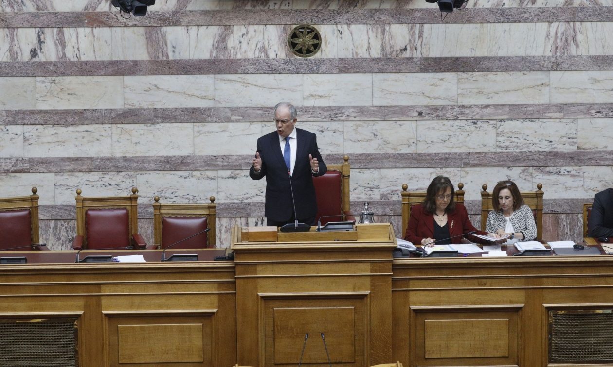 Νικήτας Κακλαμάνης και Γιάννης Πλακιωτάκης τα φαβορί για την Προεδρία της Βουλής