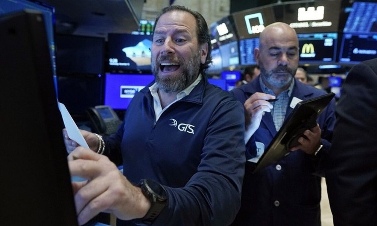 Μίνι ράλι στη Wall Street μετά τη συμφωνία κατάπαυσης του πυρός στη Γάζα