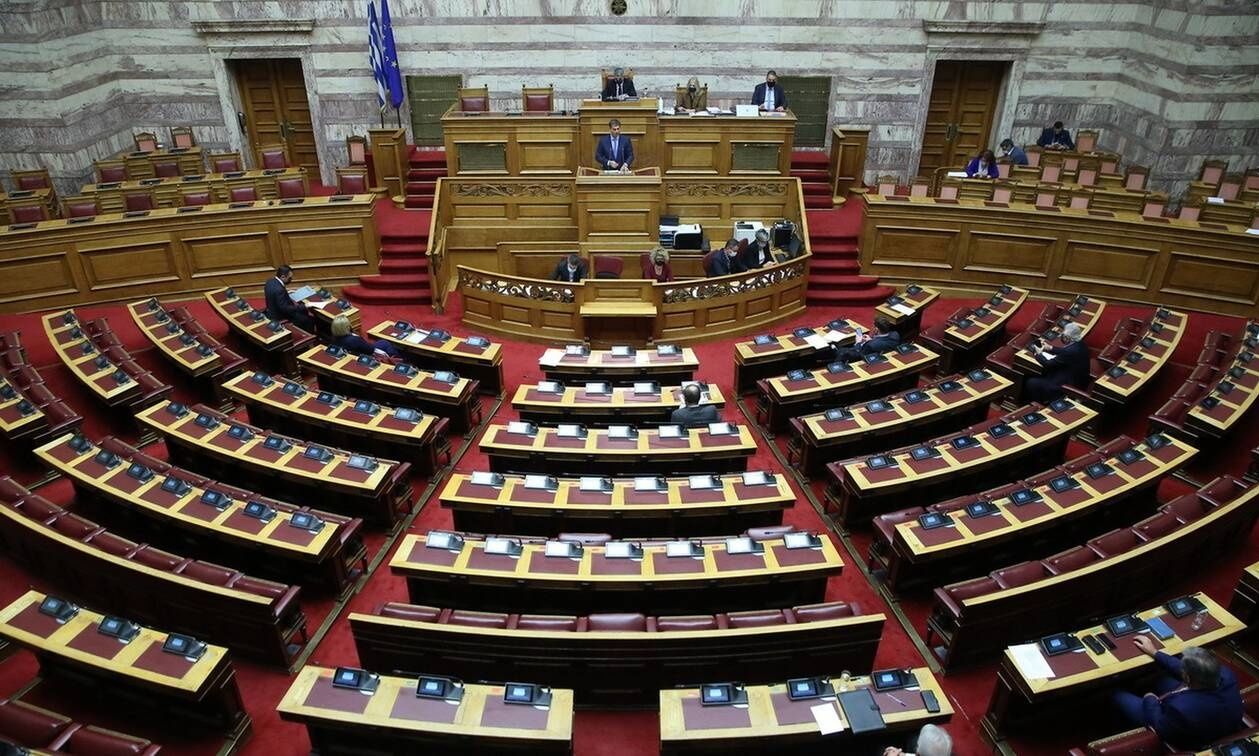Ασφάλιστρα Υγείας: Στη Βουλή η νέα τροπολογία – Τι προβλέπει