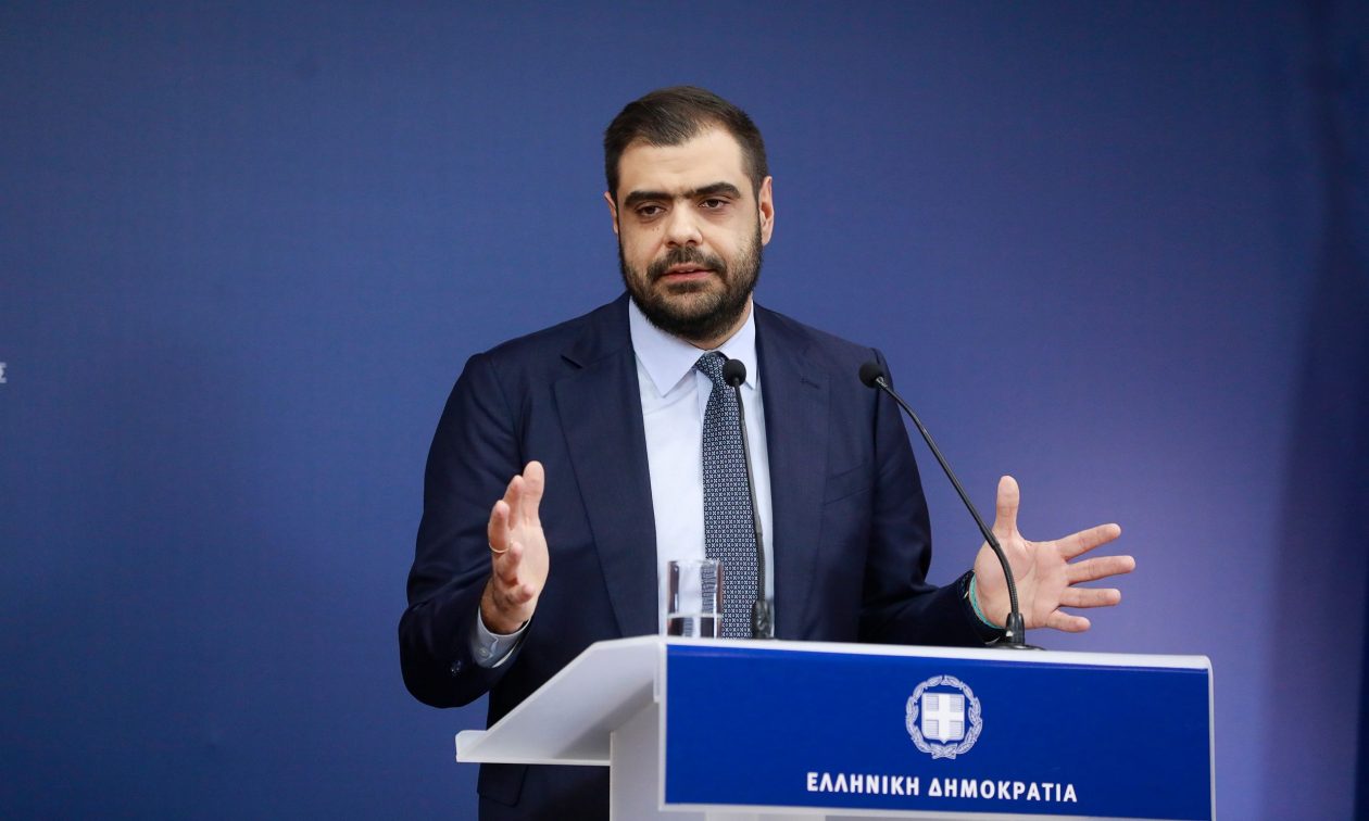 Live – Μαρινάκης: Η ενημέρωση των πολιτικών συντακτών