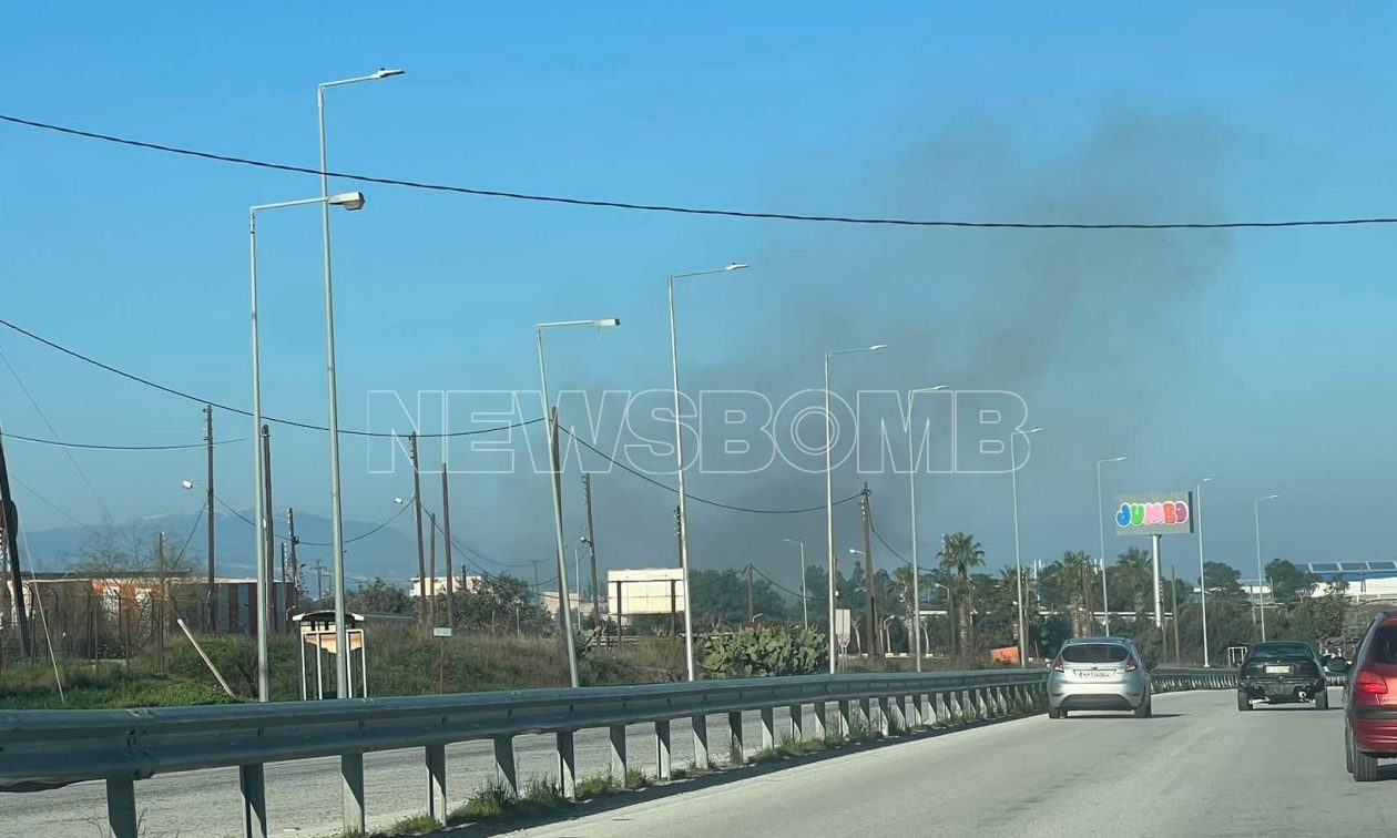 Πυρκαγια στην Κόρινθο κόντα στο νοσοκομείο – Σπεύδουν πυροσβεστικές δυνάμεις