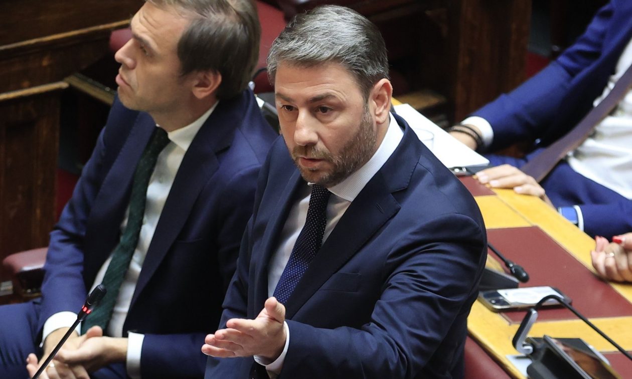 Επιχείρηση αποπροσανατολισμού από την υπερδεξιά στροφή Μητσοτάκη «βλέπει» το ΠΑΣΟΚ