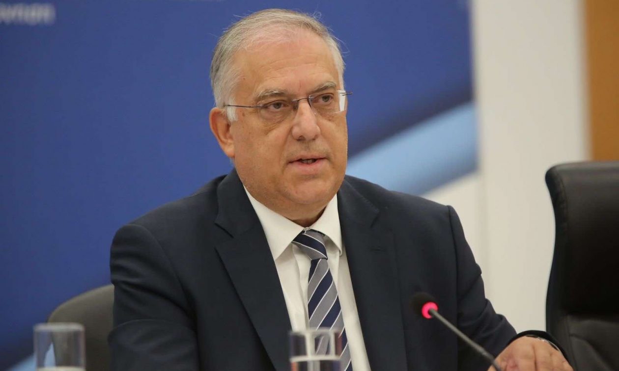 Τάκης Θεοδωρικάκος: «Πρόχειρη και αντιφατική η πρόταση του ΠΑΣΟΚ για τα ισόβια ασφάλιστρα υγείας»