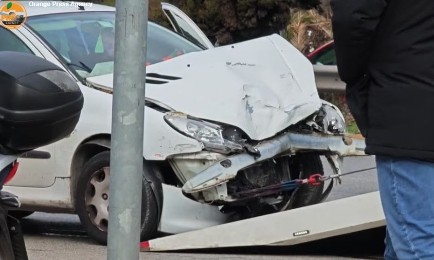 Κίνηση τώρα: Τροχαίο ατύχημα με τραυματία στην λεωφόρο Αλίμου – Κατεχάκη – Τεράστιες καθυστερήσεις