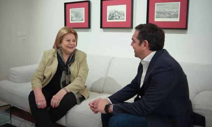 Συνάντηση με τον Αλέξη Τσίπρα είχε η Λούκα Κατσέλη: «Η υποψηφιότητά της εκπέμπει το μήνυμα της ενότη