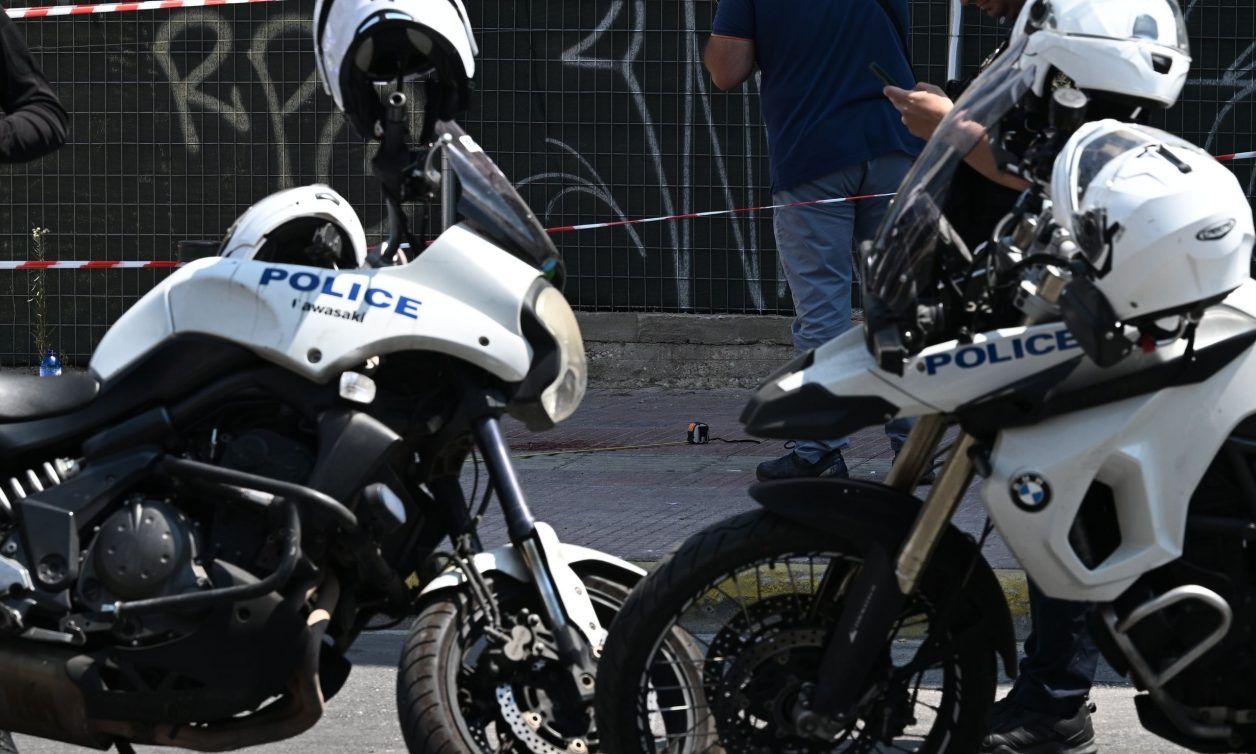 Πατήσια: Αστυνομικός εκτός υπηρεσίας συνέλαβε αδίστακτους ληστές – Επιτέθηκαν σε 20χρονη πεζή