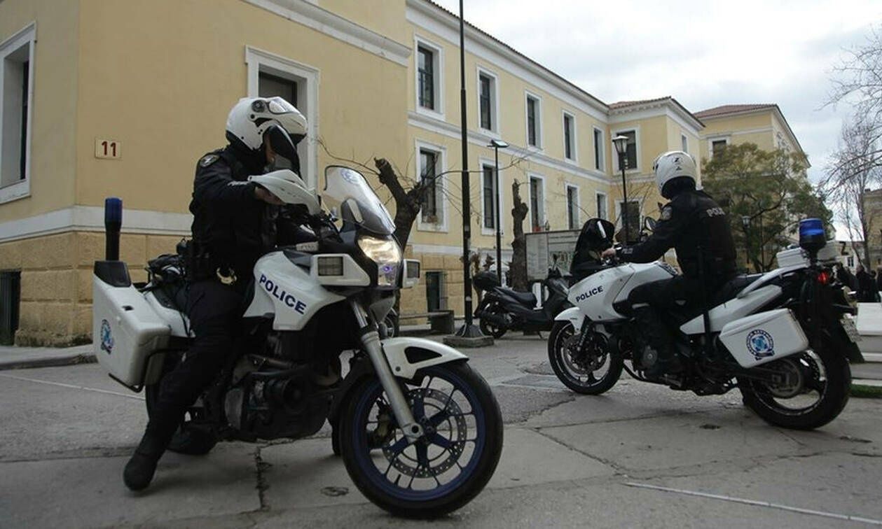 Τηλεφώνημα για βόμβα στα δικαστήρια της Ευελπίδων – Τα ΤΕΕΜ στο σημείο