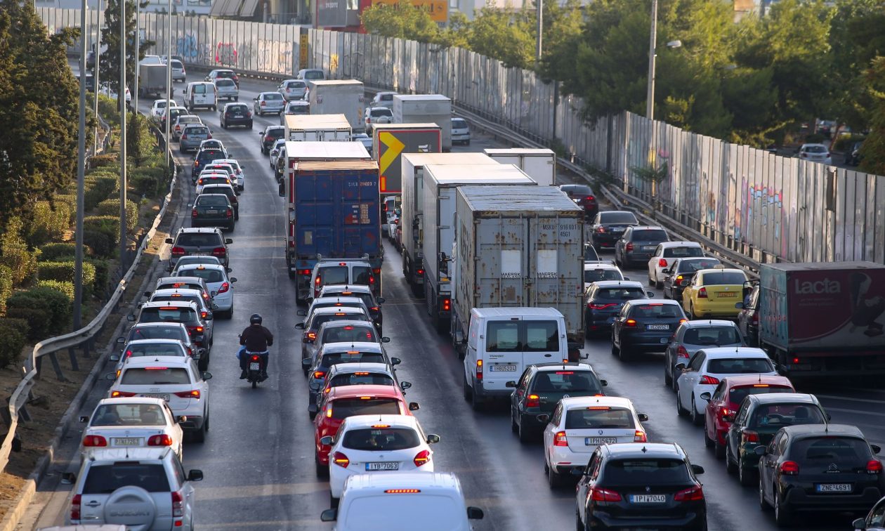 Λάσπες στον Κηφισό: Άνοιξαν ξανά όλες οι λωρίδες στο ρεύμα προς Λαμία