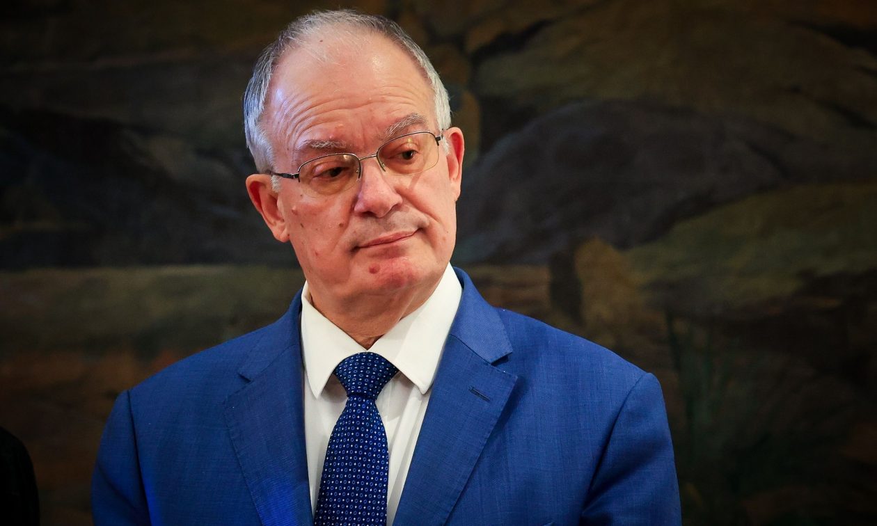 Τι απαντά ο Τασούλας στα «πυρά» του ΠΑΣΟΚ για τις χρηματοδοτήσεις που υπέγραψε