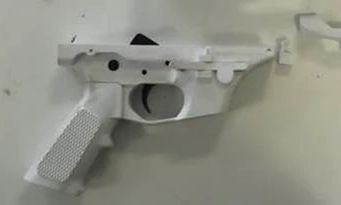 Έφηβος που κατασκεύασε όπλο με 3D εκτυπωτή γλιτώνει τη φυλακή