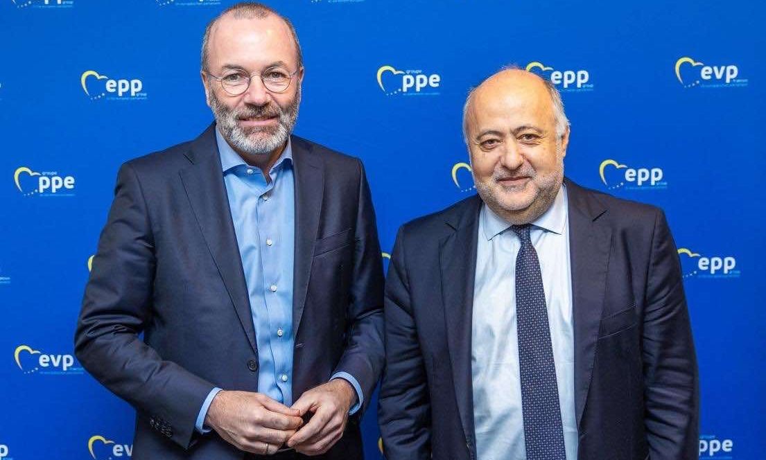 Συνάντηση του Δημήτρη Τσιόδρα με τον Πρόεδρο του ΕΛΚ Manfred Weber