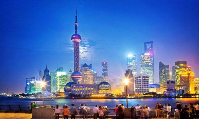 1621048-5bb93bb6-221639-shanghai0515-cityscape.jpg