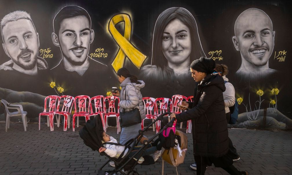 Χαμάς: Ανακοίνωσε τα ονόματα των τεσσάρων ομήρων που θα απελευθερώσει αύριο