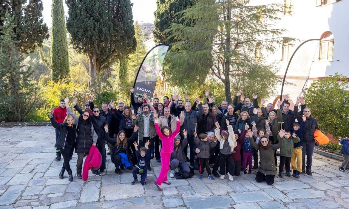 Εθελοντική αναδάσωση της Ιεράς Μονής Πεντέλης  από τους εργαζομένους της Nova