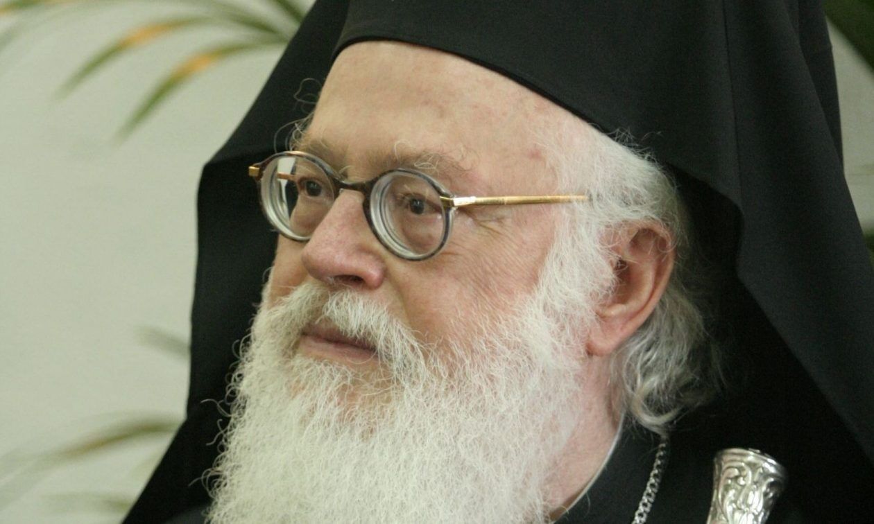 Αρχιεπίσκοπος Αλβανίας Αναστάσιος: Ραγίζει καρδιές η προσευχή του όταν είχε ελονοσία