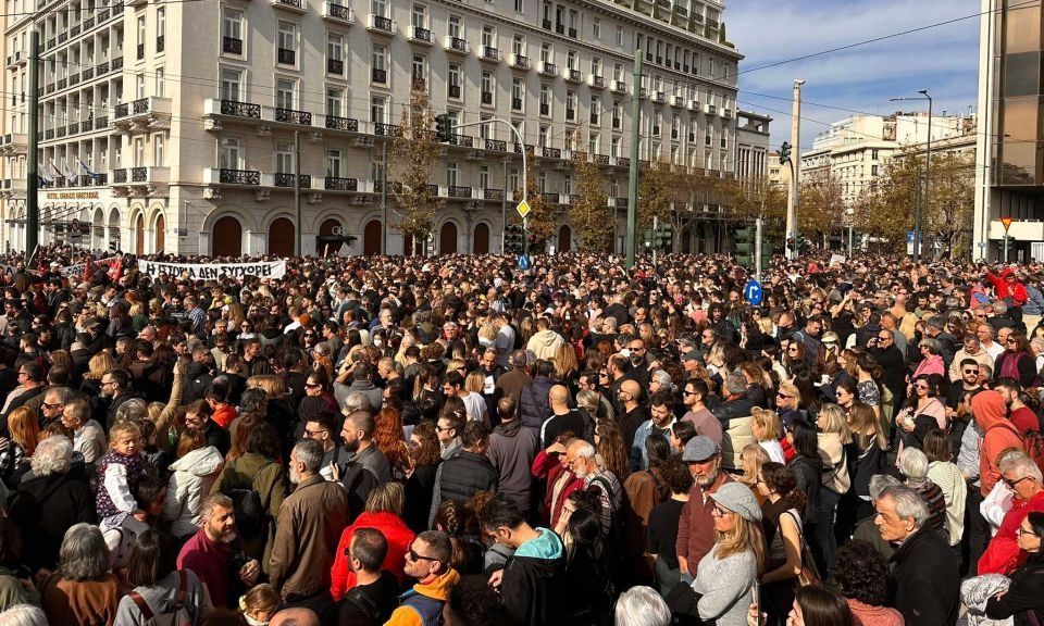 Τράπεζες και Τέμπη τα δύο μεγάλα μέτωπα των επόμενων ημερών