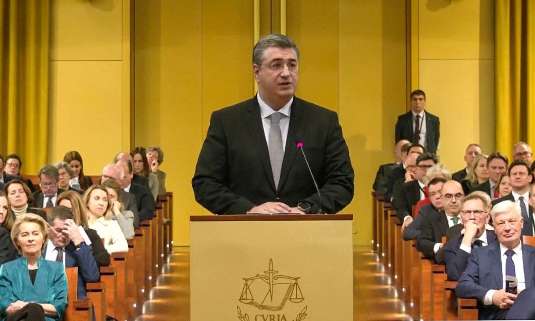 Απόστολος Τζιτζικώστας: Ορκίστηκε επισήμως ως Επίτροπος Βιώσιμων Μεταφορών και Τουρισμού της ΕΕ