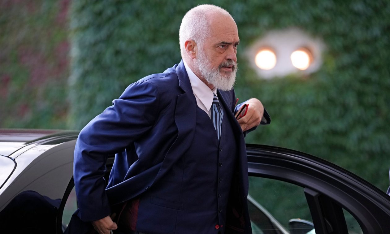 Αλβανία: Διαψεύδει ο Ράμα την μεταφορά 100.000 Παλαιστινίων στην χώρα
