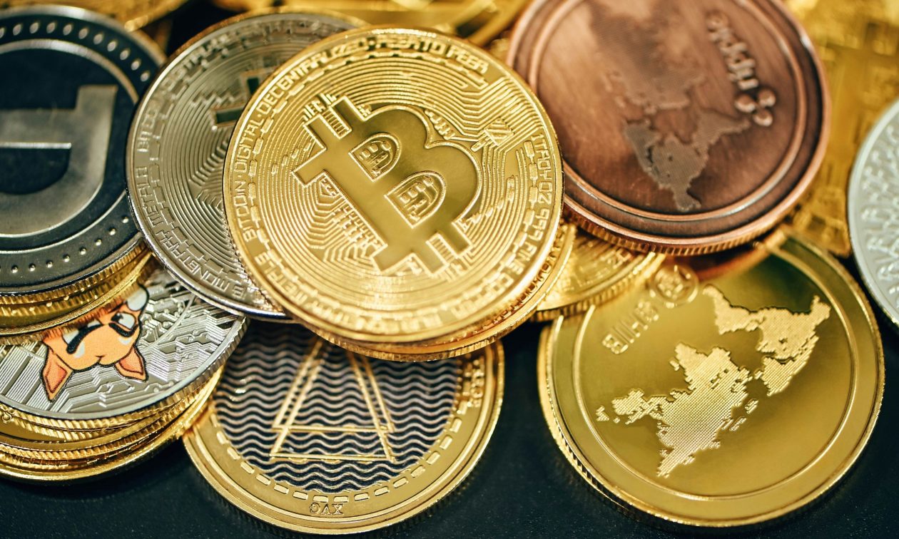 Η Τσεχία «αγκαλιάζει» τα bitcoin – «Μπαίνω πρώτος στη ζουγκλα» λέει ο κεντρικός τραπεζίτης