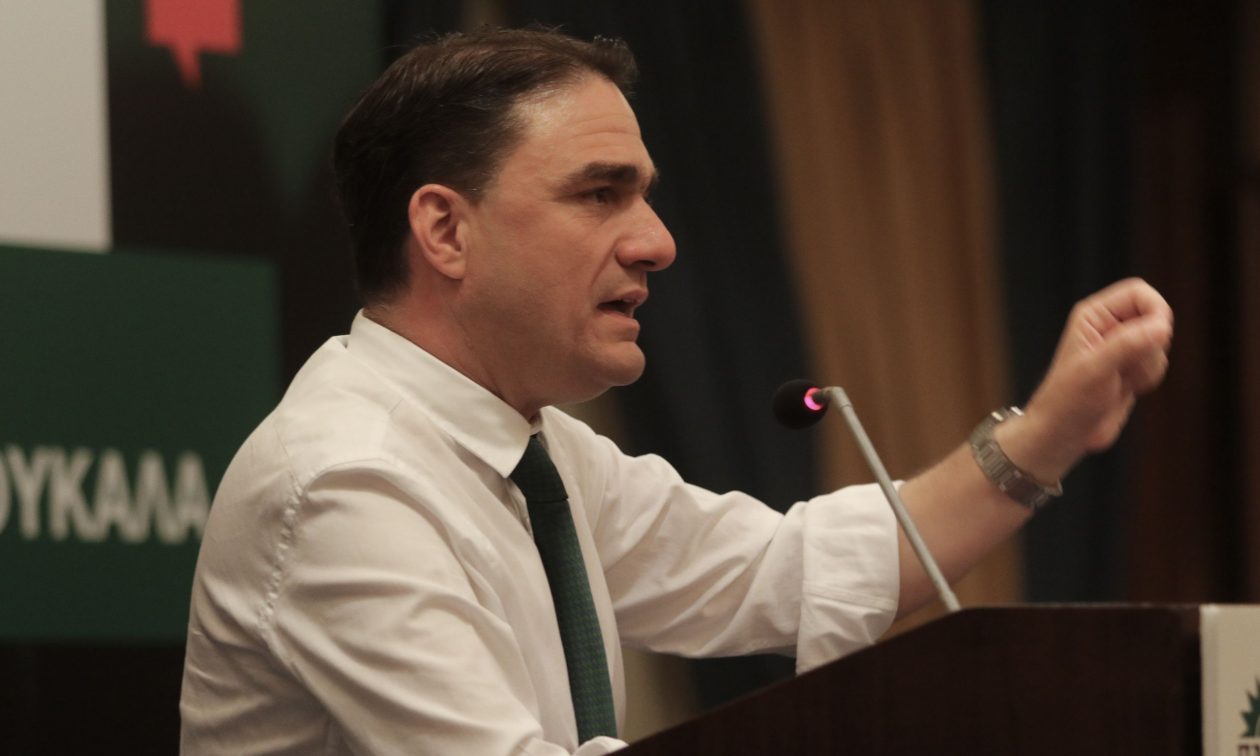 Τσουκαλάς για Τέμπη: «Η κυβέρνηση υπηρέτησε το μοτίβο της συγκάλυψης»