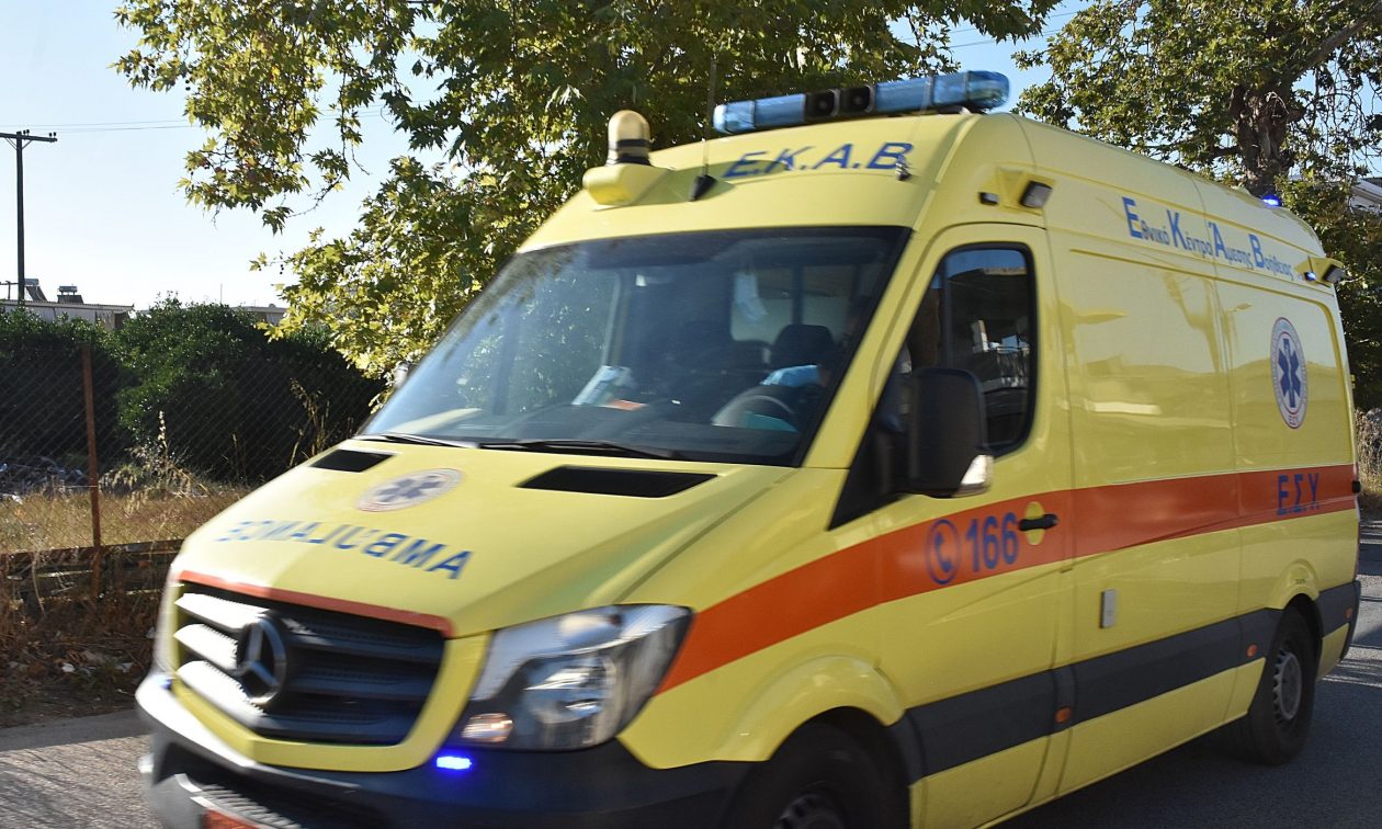 Τραγωδία στην Φιλιππιάδα: 40χρονη σκοτώθηκε πηδώντας στο κενό από ταράτσα πολυκατοικίας