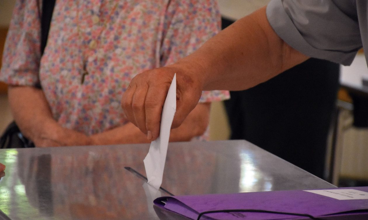 Δημοσκόπηση GPO: Αλλάζει το τοπίο λόγω Τεμπών – Τι δείχνουν τα ποσοστά των κομμάτων