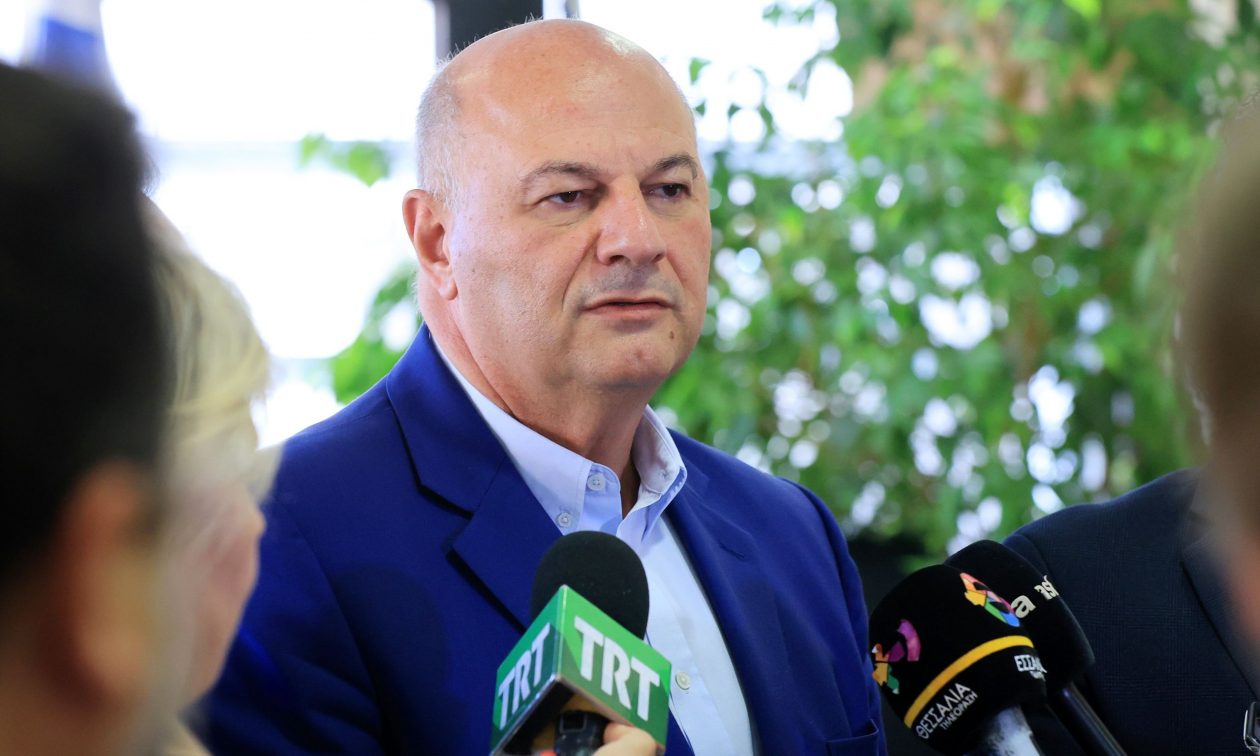 Ο Τσιάρας επισκέφτηκε το μπλόκο των αγροτών στο Κιλκίς