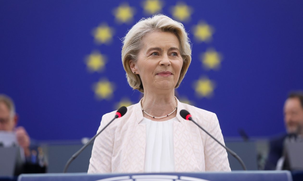 Φον ντερ Λάιεν: Η ΕΕ έτοιμη για εποικοδομητικό διάλογο με τις ΗΠΑ αλλά και για αποφασιστική απάντηση