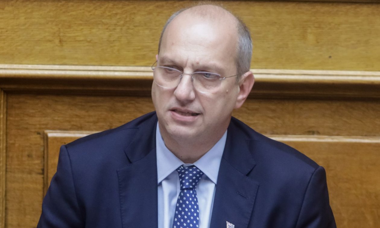 Οικονόμου: Είναι όνειδος της Αντιπολίτευσης η απόπειρα πολιτικής καπήλευσης της τραγωδίας των Τεμπών