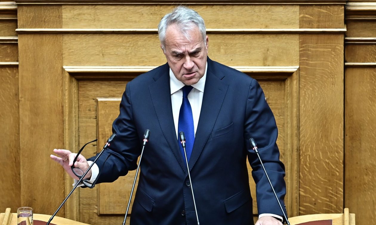 Τέμπη: «Ναι» της κυβέρνησης στην πρόταση του ΠΑΣΟΚ για σύσταση Προανακριτικής Επιτροπής