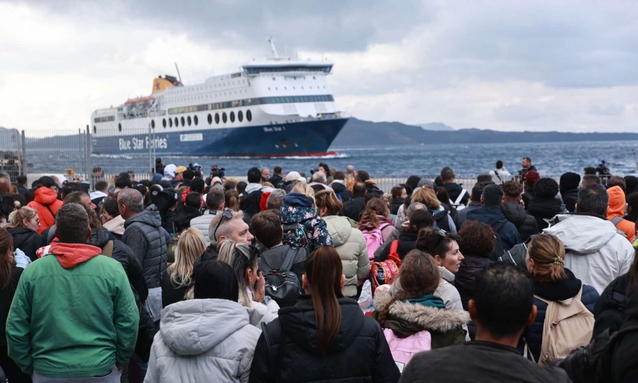 Σεισμοί στη Σαντορίνη – Υπουργείο Ναυτιλίας: Ουδεμία αύξηση στις τιμές των ακτοπλοϊκών εισιτηρίων