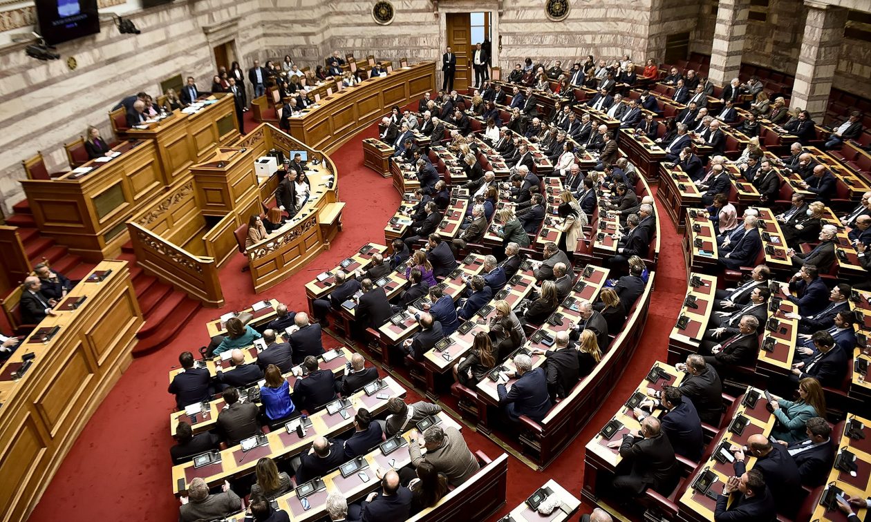 Πρόεδρος της Δημοκρατίας: LIVE η τρίτη ψηφοφορία στη Βουλή