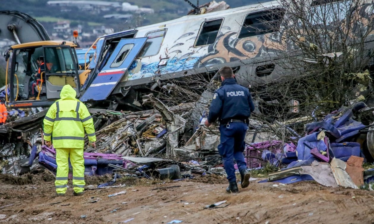 Κόντρα ΠΑΣΟΚ – ΣΥΡΙΖΑ για τα Τέμπη και στην Ευρωβουλή: «Πόλεμος» ανακοινώσεων μεταξύ ευρωβουλευτών