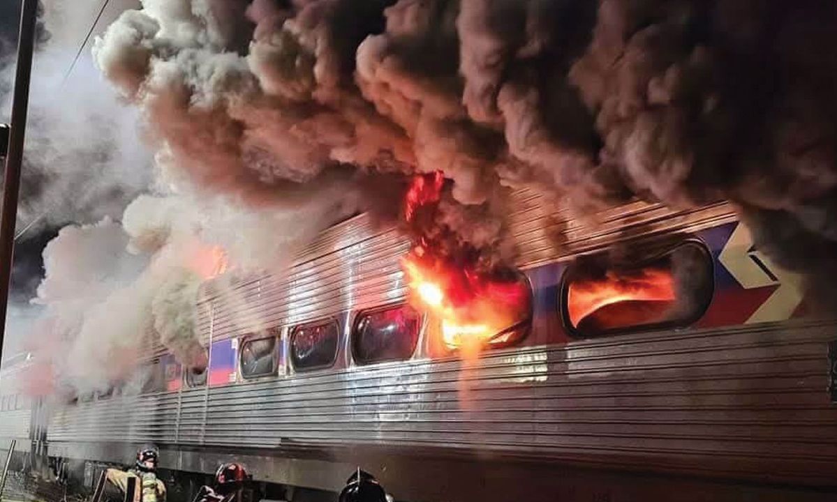 Πενσυλβάνια: Φωτιά σε τρένο με 350 επιβάτες