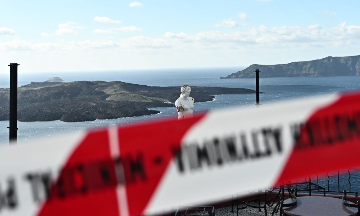 Σεισμοί Σαντορίνη: Ολοκληρώθηκε η συνεδρίαση των Επιτροπών – Κλειστά σχολεία