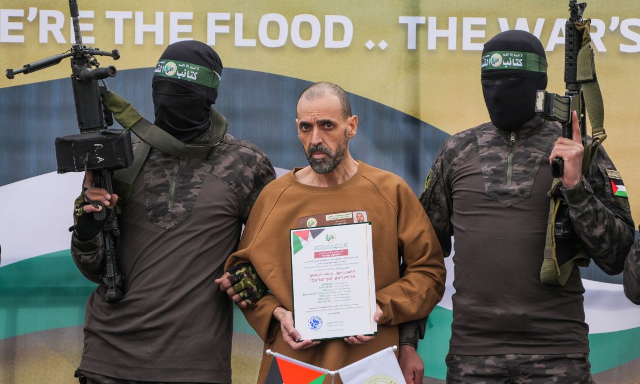 Ισραήλ: «Κακή» κρίνεται η κατάσταση της υγείας δύο Ισραηλινών ομήρων που απελευθερώθηκαν σήμερα