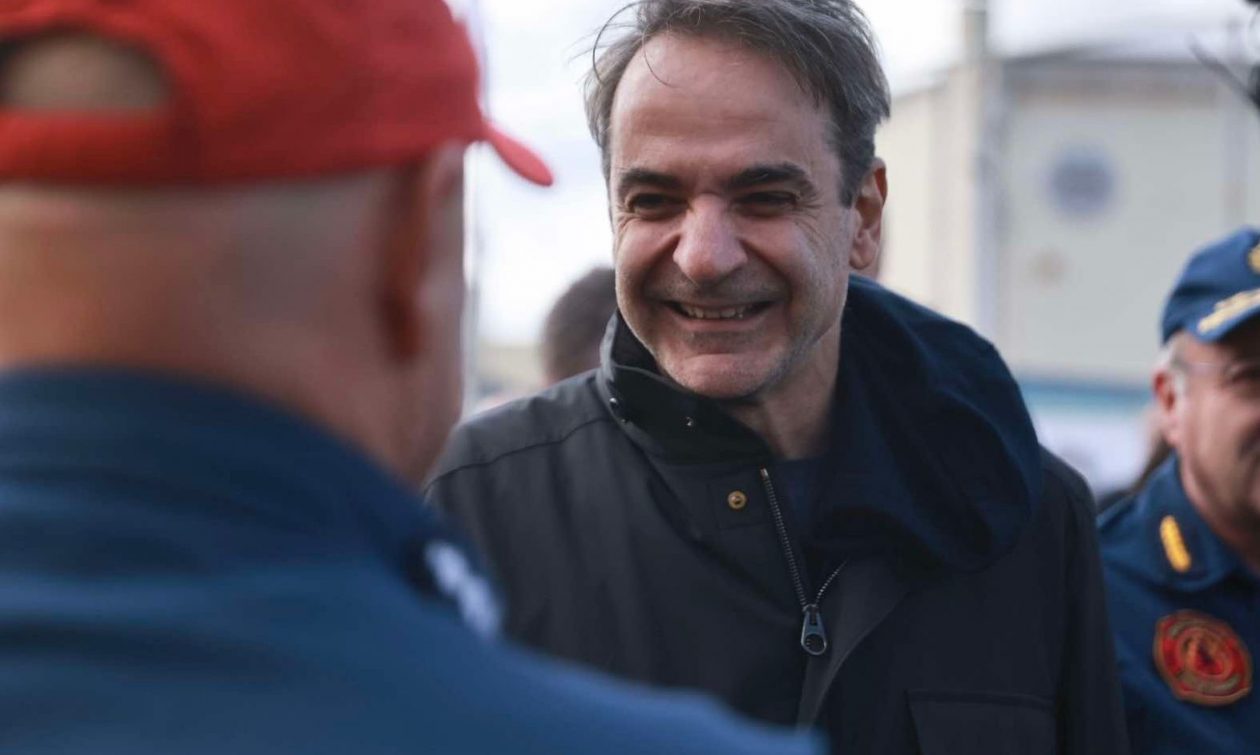 Εβδομαδιαία ανασκόπηση Μητσοτάκη: Τι είπε για τους σεισμούς στη Σαντορίνη