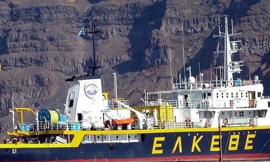 «Αιγαίο»: Πού βρίσκεται το ερευνητικό σκάφος – Πότε θα πάρει μέρος στις έρευνες στη Σαντορίνη