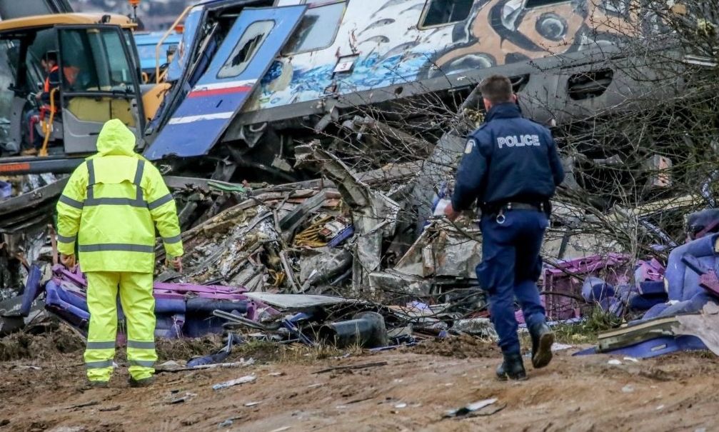 Τέμπη: Στην αντεπίθεση η κυβέρνηση μετά την έκθεση των πραγματογνωμόνων