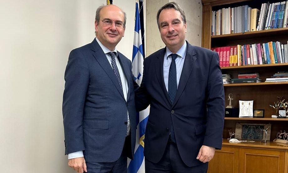 Παπαθανάσης και Χατζηδάκης συζήτησαν για τον Νέο Εξωδικαστικό Μηχανισμό